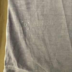 Lululemon mens tshirt. Size Medium. Purple